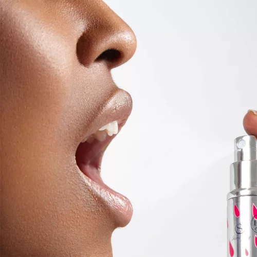 Sour Strawberry Oral Spray for Oral Use
